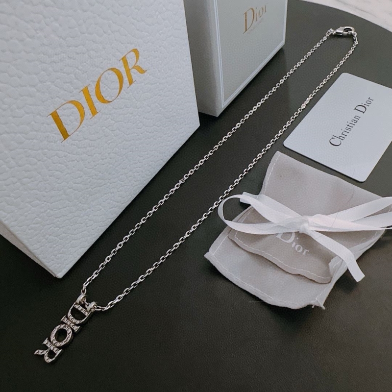 chr1st1an D10r necklaces